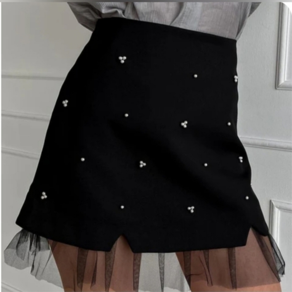COMMENSE Black Mini Skort Pearl Accents Medium